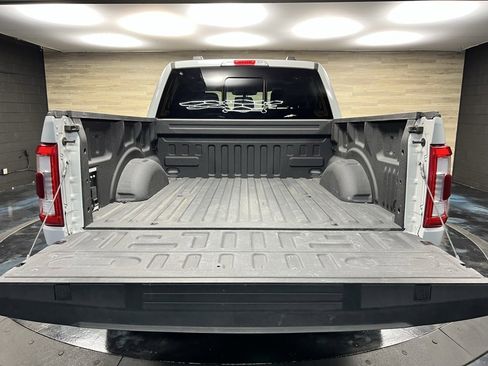 Used 2023 Ford F150 Lariat w/ Trailer Tow Package image 15