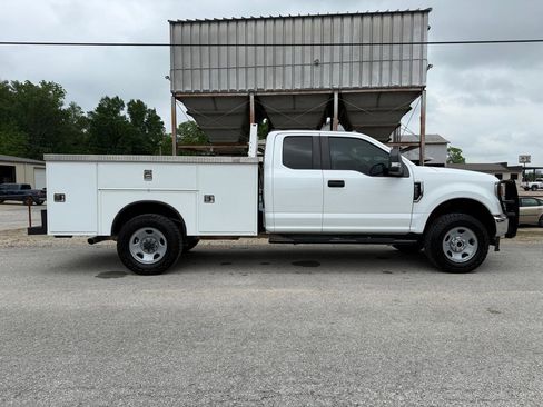 Used 2022 Ford F350 XL w/ Power Equipment Group AWD/4WD image 8