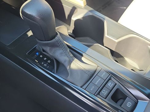 Certified 2025 Toyota Camry LE image 22