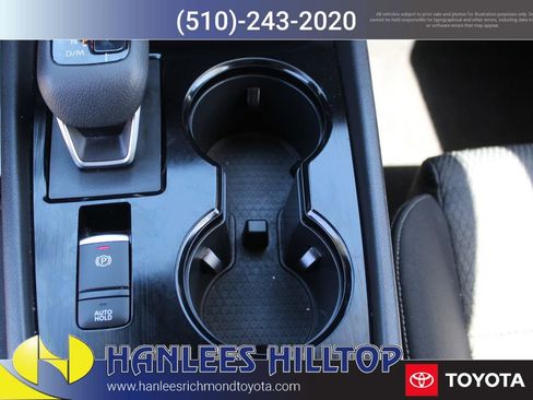 Used 2024 Nissan Rogue SV AWD/4WD image 21