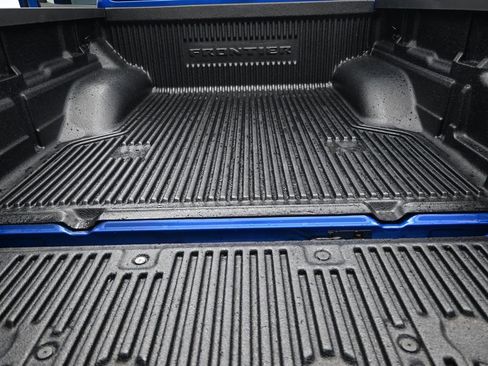 Used 2024 Nissan Frontier Pro-X w/ Technology Package image 11