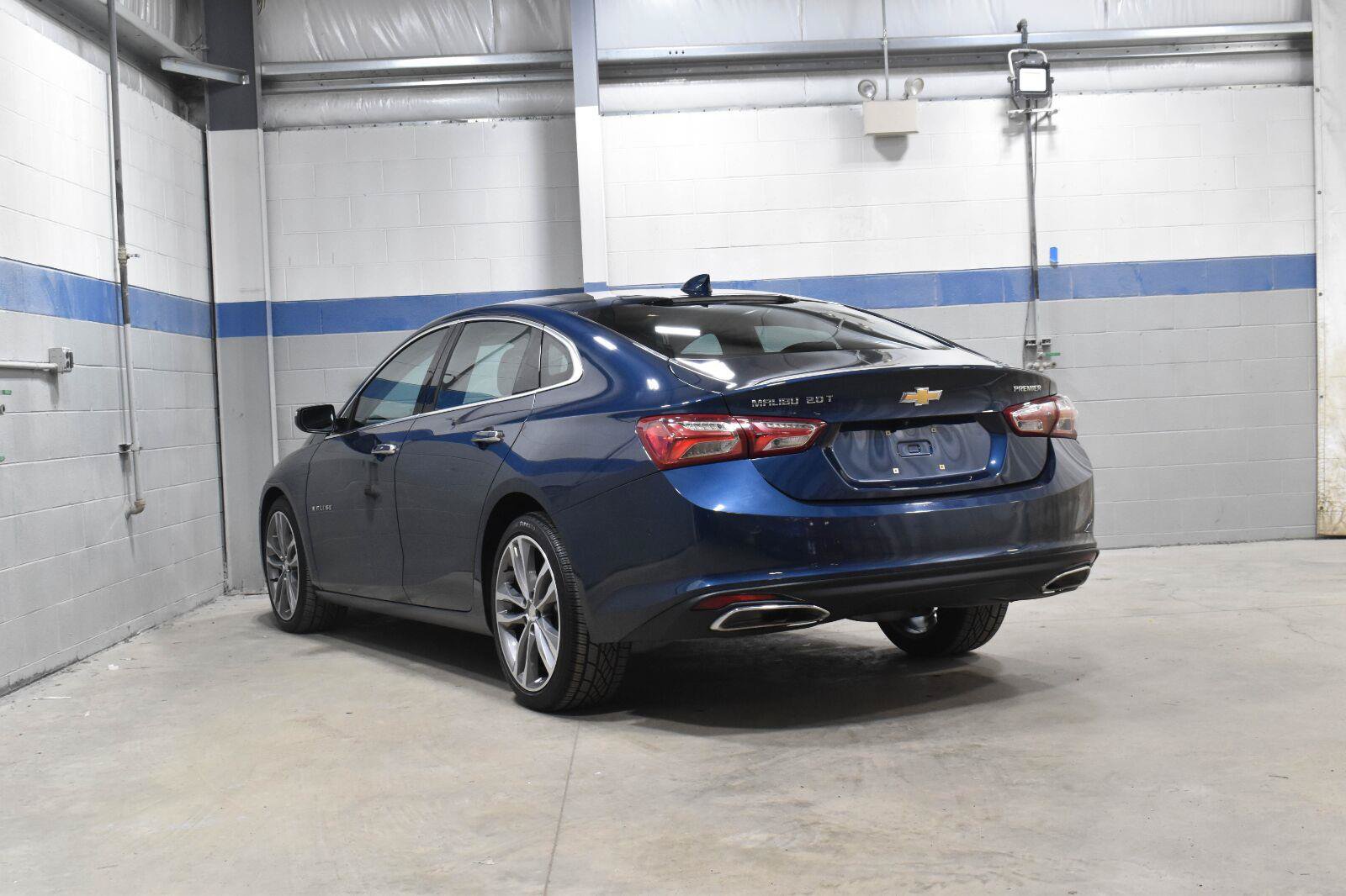 Used 2022 Chevrolet Malibu Premier FWD image 25