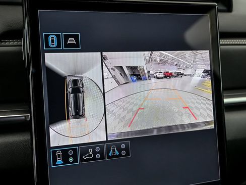 New 2026 GMC Terrain Elevation w/ Elevation Premium Package AWD/4WD image 14