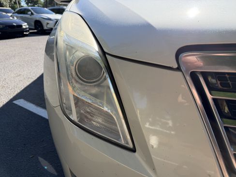 Used 2014 Cadillac XTS Luxury w/ Driver Awareness Package AWD/4WD image 12