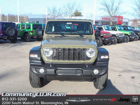 New 2026 Jeep Wrangler Sport AWD/4WD image 9
