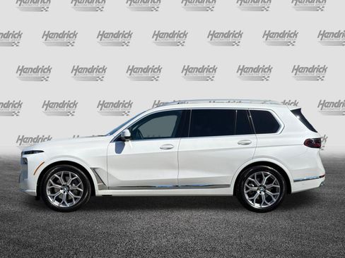 Used 2026 BMW X7 xDrive40i AWD/4WD image 8