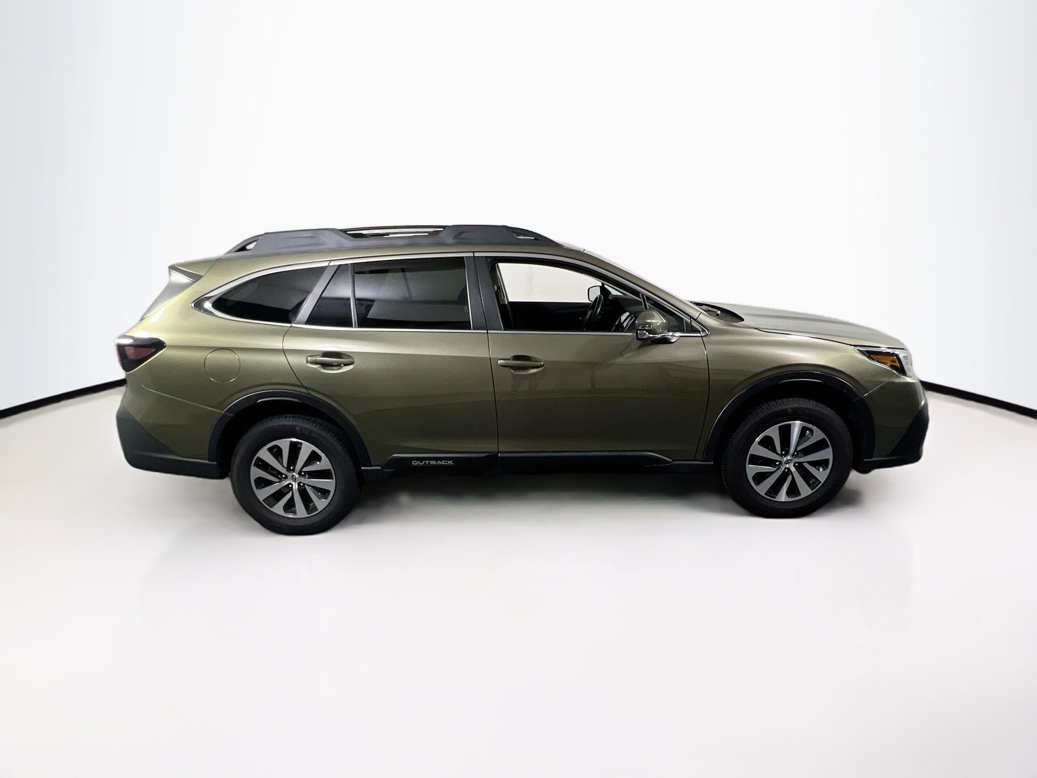 Used 2021 Subaru Outback Premium w/ Popular Package #1 AWD/4WD image 4