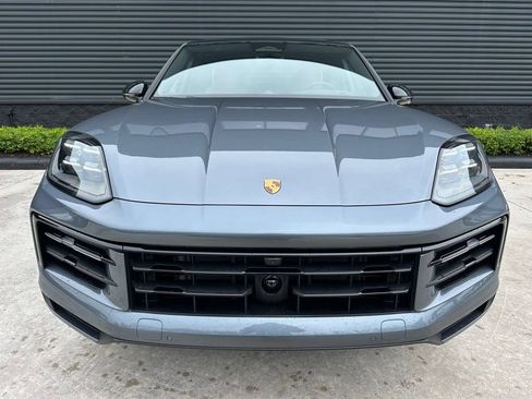 Used 2026 Porsche Cayenne S AWD/4WD image 8