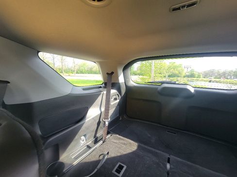 Used 2023 Ford Explorer XLT w/ Equipment Group 202A image 29