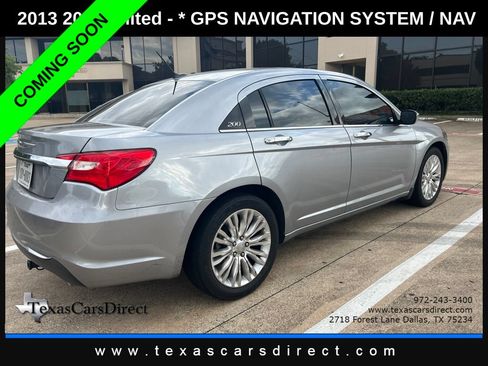 Used 2013 Chrysler 200 Limited FWD image 5