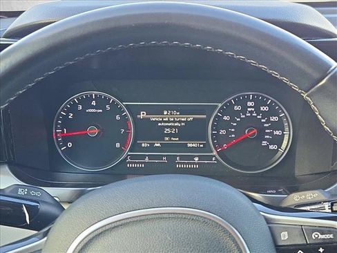 Used 2022 Kia Sorento S w/ Panoramic Sunroof Package FWD image 11