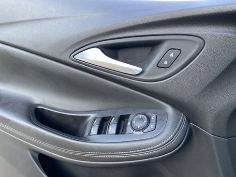 Used 2024 Buick Encore GX Preferred FWD image 47