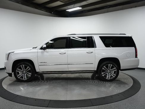 Used 2019 GMC Yukon XL Denali w/ Denali Ultimate Package image 7
