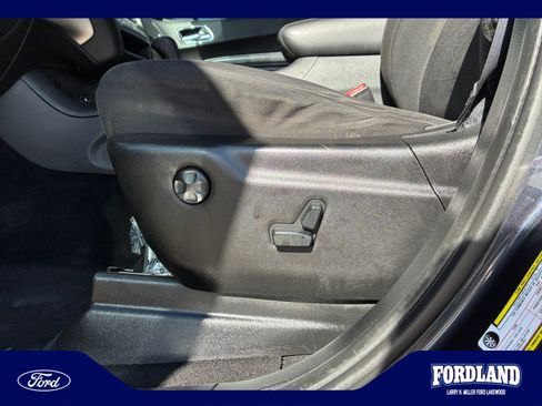 Used 2013 Dodge Durango SXT w/ Trailer Tow Group IV AWD/4WD image 14