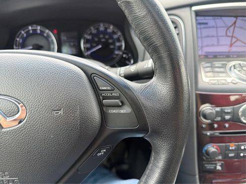 Used 2017 INFINITI QX50 AWD w/ Premium Plus Package image 31