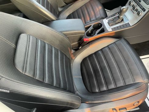 Used 2014 Volkswagen CC Sport image 18