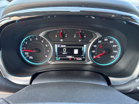 Used 2018 Chevrolet Traverse Premier AWD/4WD image 22