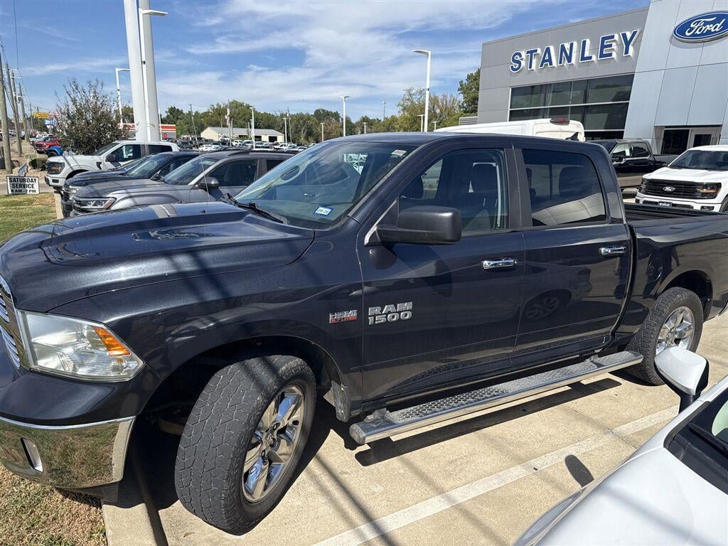 Used 2014 RAM 1500 Lone Star RWD image 4