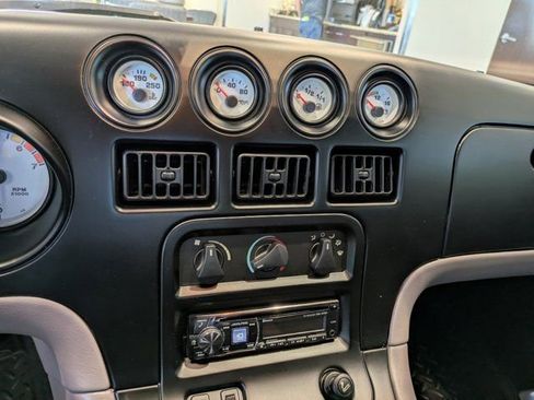 Used 1993 Dodge Viper RT/10 image 15