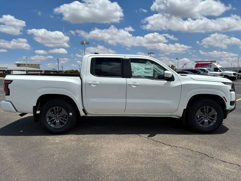 New 2026 Nissan Frontier SV RWD image 7