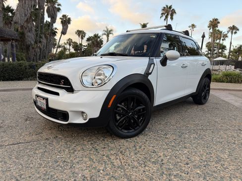 Used 2015 MINI Cooper Countryman S FWD image 1