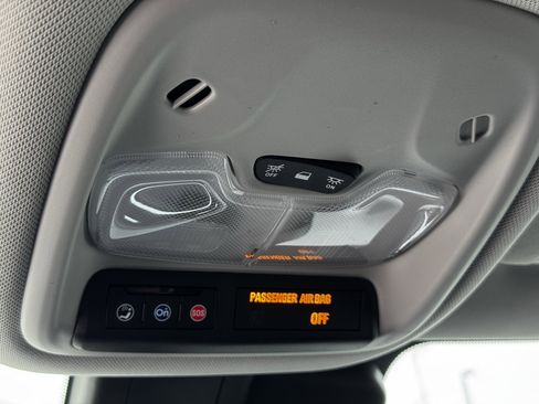 Used 2023 Chevrolet TrailBlazer LT image 25