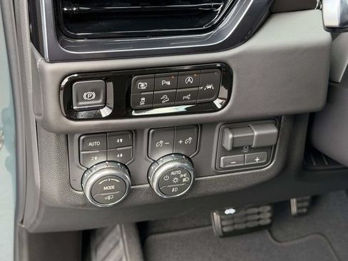 Used 2026 GMC Yukon AT4 Ultimate AWD/4WD image 20