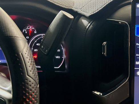 Used 2021 Chevrolet Silverado 1500 LT RWD image 12