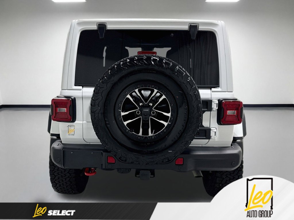 Used 2024 Jeep Wrangler Unlimited Rubicon AWD/4WD image 9