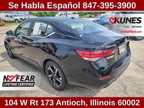 Used 2024 Nissan Sentra SV FWD image 9