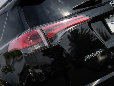 Used 2018 Toyota RAV4 Limited w/ Advanced Technology Package AWD/4WD image 14