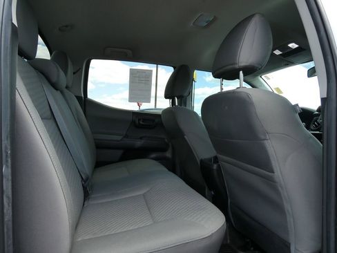 Used 2023 Toyota Tacoma SR AWD/4WD image 21