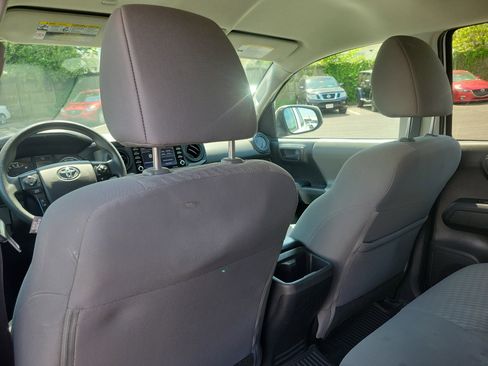 Used 2021 Toyota Tacoma SR AWD/4WD image 16