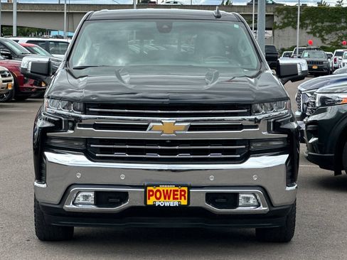 Used 2019 Chevrolet Silverado 1500 LTZ w/ LTZ Plus Package AWD/4WD image 9