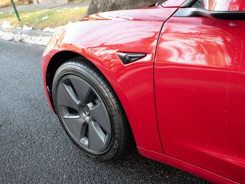 Used 2022 Tesla Model 3 Long Range image 15