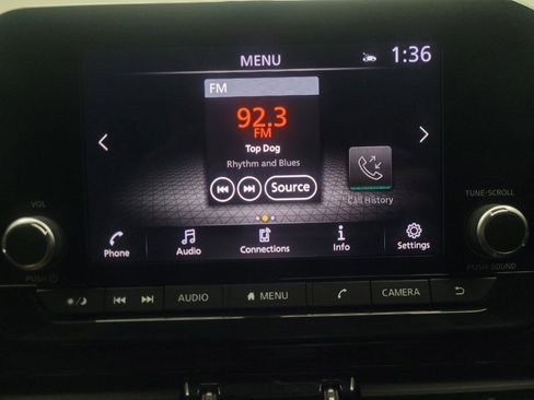 Used 2023 Nissan Pathfinder SV AWD/4WD image 25