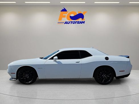 Used 2022 Dodge Challenger R/T w/ Shaker Package RWD image 2