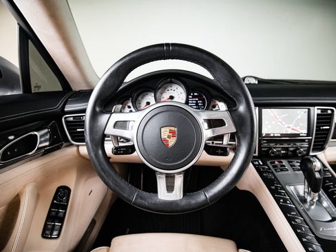 Certified 2015 Porsche Panamera GTS AWD/4WD image 26