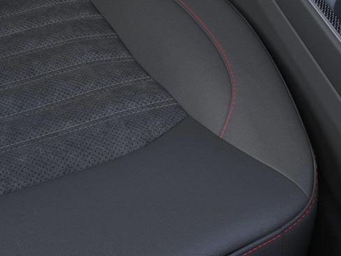 Used 2024 Ford Edge ST-Line image 16