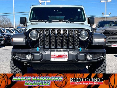 Used 2023 Jeep Wrangler Unlimited w/ Cold Weather Group image 2