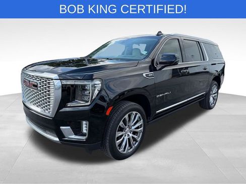 Used 2022 GMC Yukon XL Denali w/ Max Trailering Package AWD/4WD image 1