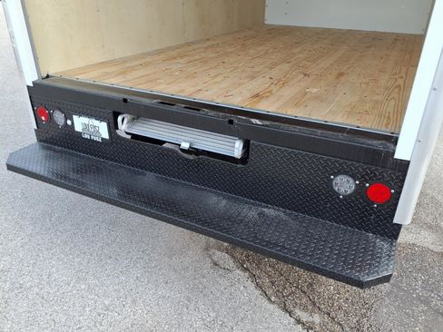 New 2025 GMC Savana 3500 Extended w/ Power Convenience Package image 3