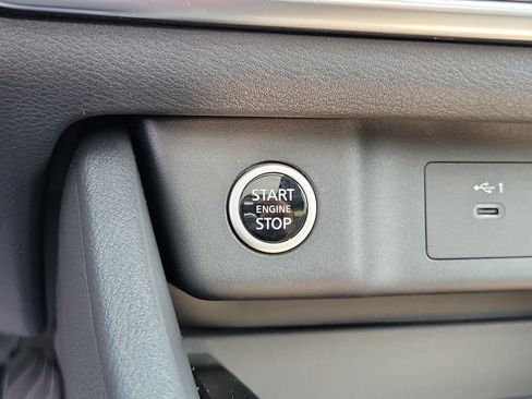 Used 2023 Nissan Rogue SV w/ SV Premium B Package AWD/4WD image 28