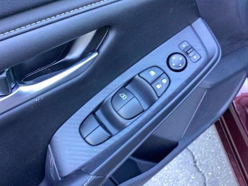 New 2025 Nissan Sentra SV FWD image 12