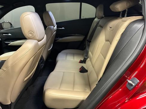 Used 2024 Cadillac XT4 Luxury w/ Cold Weather Package FWD image 26