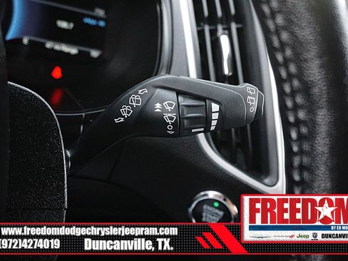 Used 2024 Ford Edge SEL AWD/4WD image 32