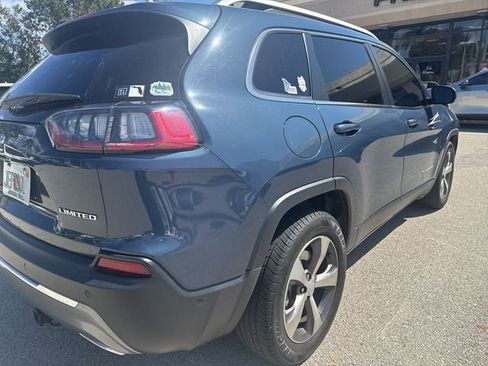 Used 2021 Jeep Cherokee Limited image 6