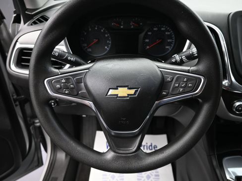 Used 2018 Chevrolet Equinox LS FWD image 11