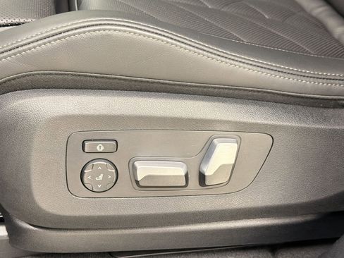 Certified 2026 BMW X5 xDrive40i w/ M Sport Package image 14