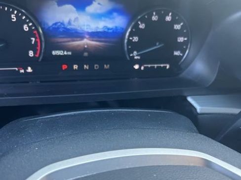 Used 2021 Ford Explorer XLT w/ Equipment Group 202A image 11